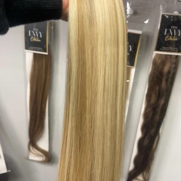 EBM ENVY Collection - Light Blonde Nano Hair Extensions - Dimensional blonde-NEW - Picture 4 of 9